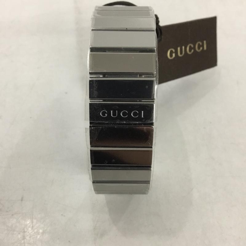 グッチ GUCCI 腕時計 アナログ(クォーツ式) YA133502 インターロッキングG ロゴ、文字 黒 / ブラック / X 銀 / シルバー / レディース USED 古着 中古 10134867