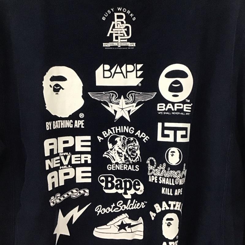 ベイプ BAPE トレーナー 長袖 長袖トレーナー スウェット クルーネック プルオーバー M ロゴ、文字 紺 / ネイビー / メンズ USED 古着 中古 10130270