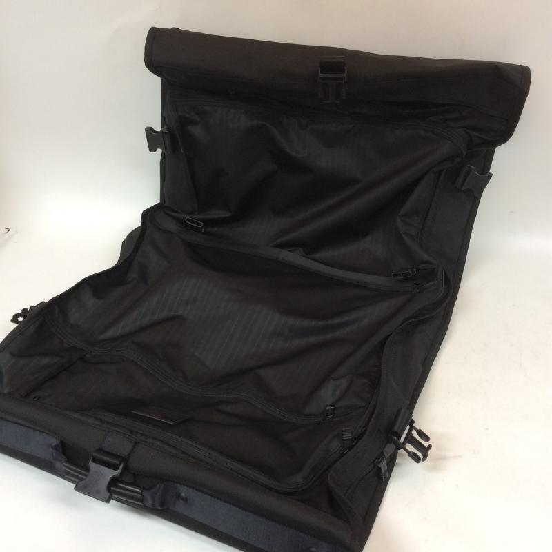 トゥミ TUMI ボストンバッグ ボストンバッグ 無地 黒 / ブラック / メンズ USED 古着 中古 10004197