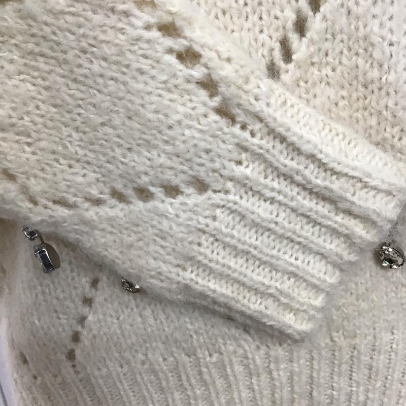 ザラ ZARA ニット、セーター 長袖 9598 246 712 Vネック ビジュー S アイボリー / アイボリー / レディース USED 古着 中古 10122666