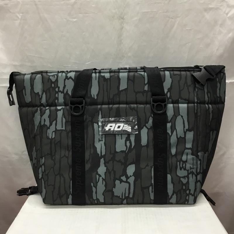 シュプリーム Supreme バッグ バッグ AO 24-Pack Cooler Bag Trebark camo AOCoolers 保冷バッグ クーラーバッグ タグ付き FREE ロゴ、文字 マルチカラー / マルチカラー / メンズ USED 古着 中古 10116047