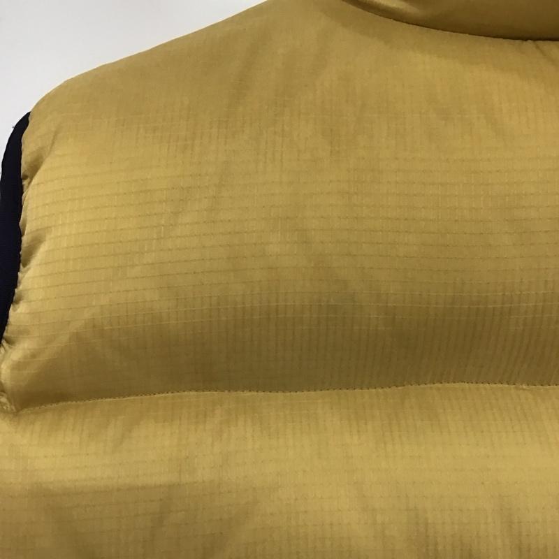 エーグル AIGLE ベスト ベスト ジップアップベスト ダウンベスト ノースリーブ M ロゴ、文字 マスタード / マスタード / メンズ USED 古着 中古 10139636