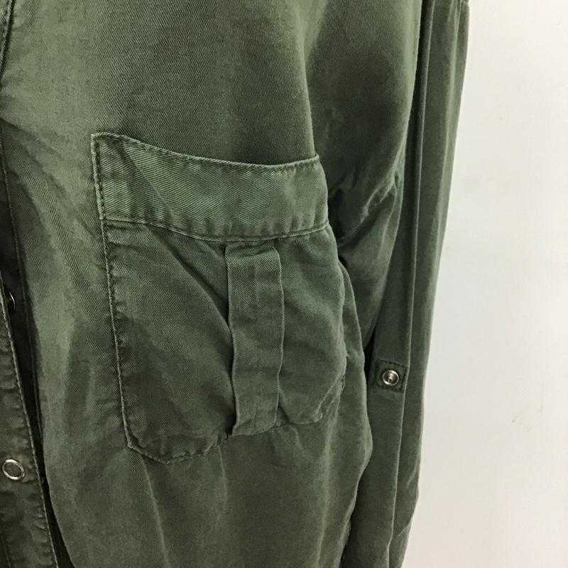 ザラ ZARA シャツ、ブラウス 長袖 長袖シャツ 無地シャツ カラーシャツ ミリタリーシャツ M 無地 カーキ / カーキ / レディース USED 古着 中古 10126498