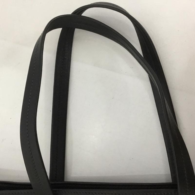 ミュウミュウ miu miu トートバッグ トートバッグ レザー ロゴ、文字 黒 / ブラック / レディース USED 古着 中古 10126461