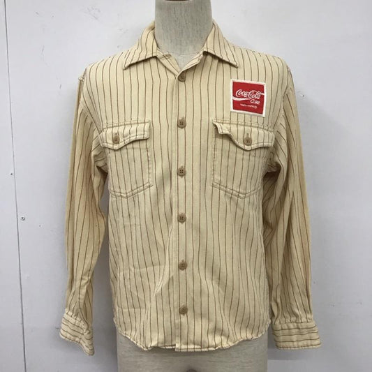 古着 USED シャツ、ブラウス 長袖 長袖シャツ カラーシャツ コカ・コーラ 長袖カットソー ストライプシャツ 古着 M ロゴ、文字 ベージュ / ベージュ /  メンズ USED 古着 中古 10110947