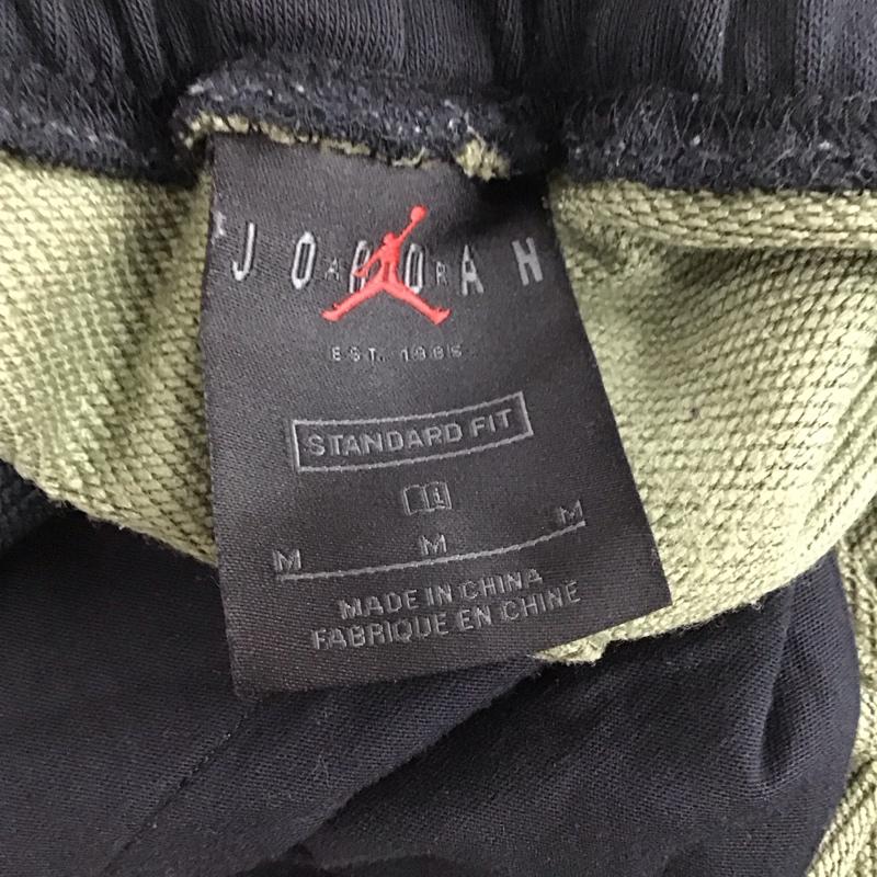 エアジョーダン AIR JORDAN パンツ ワークパンツ、ペインターパンツ cu2904-222 フリースパンツ ワイドパンツ ジャージ M カモフラージュ柄・迷彩 マルチカラー / マルチカラー /  メンズ USED 古着 中古 10124023