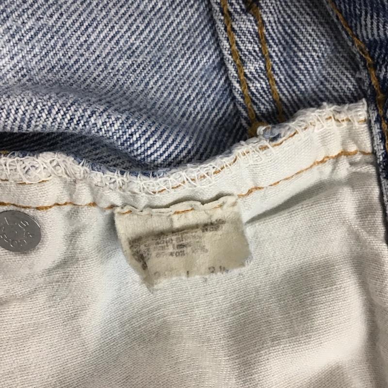リーバイス Levi s パンツ デニム、ジーンズ 501 66前期 赤耳 シングルステッチ 6番工場 デニムパンツ ヴィンテージ 無地 インディゴ / インディゴ / メンズ USED 古着 中古 10109846