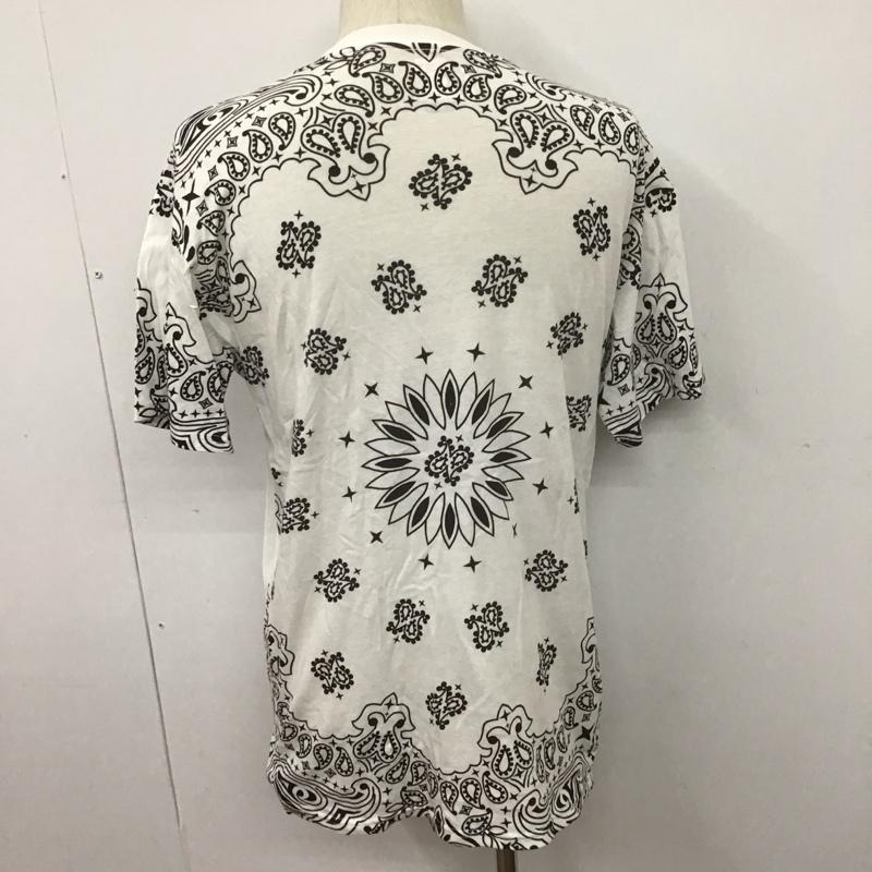 シュプリーム Supreme Tシャツ 半袖 22FW シュプリームxへインズバンダナ柄Tシャツ 半袖カットソー クルーネックカットソー M バンダナ柄 白 / ホワイト / X 黒 / ブラック / メンズ USED 古着 中古 10106609