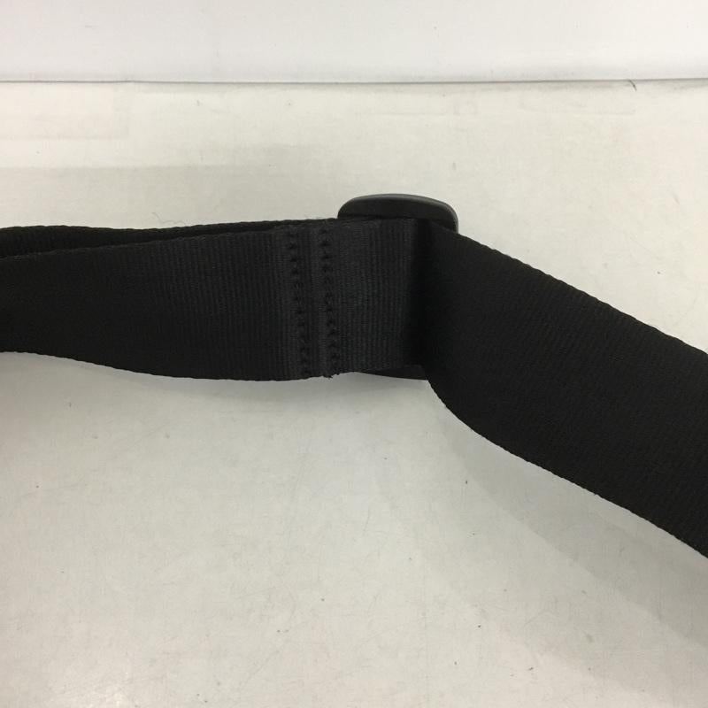 ニューエラ NEW ERA ショルダーバッグ ショルダーバッグ ミニバッグ ロゴ、文字 黒 / ブラック / メンズ USED 古着 中古 10143548