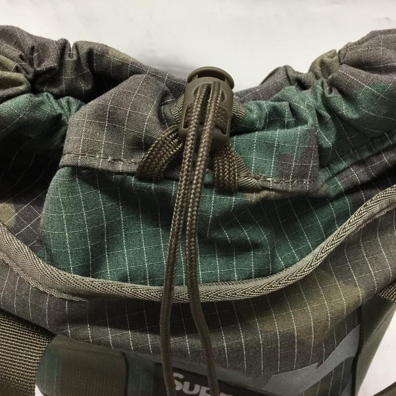 シュプリーム Supreme ショルダーバッグ ショルダーバッグ Cinch Bag ハンドバッグ 2WAY 3M 迷彩 カモ柄 巾着 24SS ロゴ、文字 カーキ / カーキ / メンズ USED 古着 中古 10109391