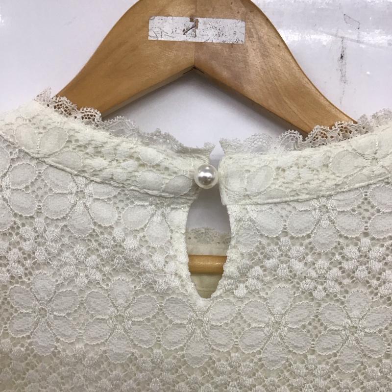 マジェスティックレゴン MAJESTIC LEGON シャツ、ブラウス 長袖 長袖シャツ ノーカラーシャツ フリルレース M 総柄 白 / ホワイト / レディース USED 古着 中古 10135258