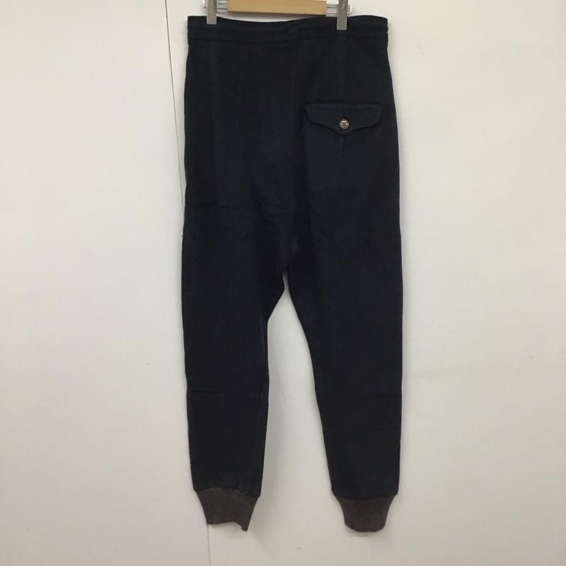 ヴィヴィアンウエストウッドマン Vivienne Westwood MAN パンツ ワークパンツ、ペインターパンツ ワークパンツ ワイドパンツ カジュアルパンツ スウェットパンツ 46インチ プリント 紺 / ネイビー / メンズ USED 古着 中古 10130994
