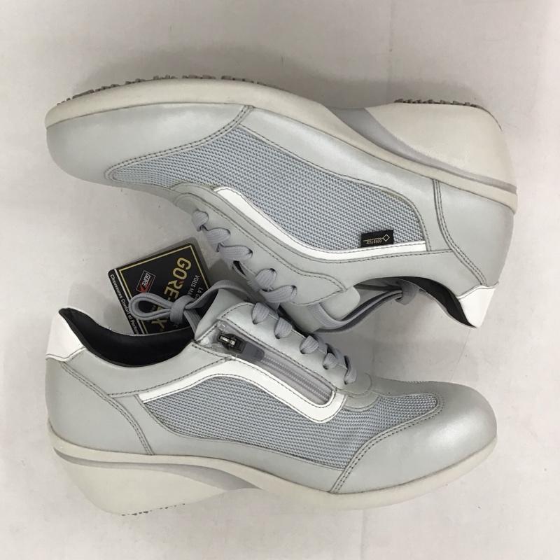 マドラスウォーク madras Walk カジュアルシューズ カジュアルシューズ MWL1009 GORE-TEX レースアップヒールスニーカー 23.5cm 無地 白 / ホワイト / X 銀 / シルバー / X 灰 / グレー / レディース USED 古着 中古 10135387