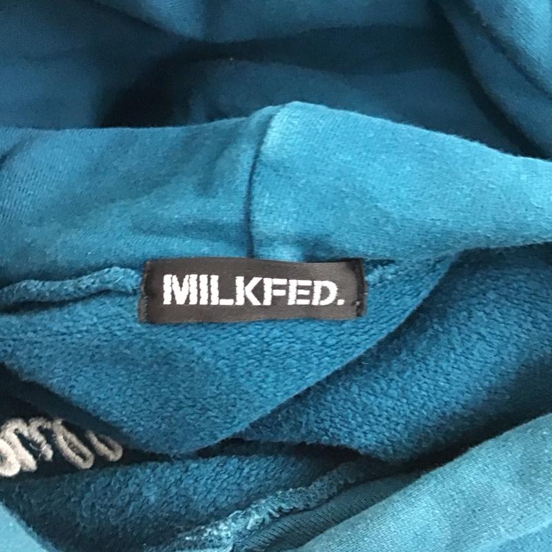 ミルクフェド MILKFED. パーカー 長袖 長袖パーカー フード付きパーカー プルオーバー スウェット トレーナー ロゴ、文字 青 / ブルー / レディース USED 古着 中古 10123752
