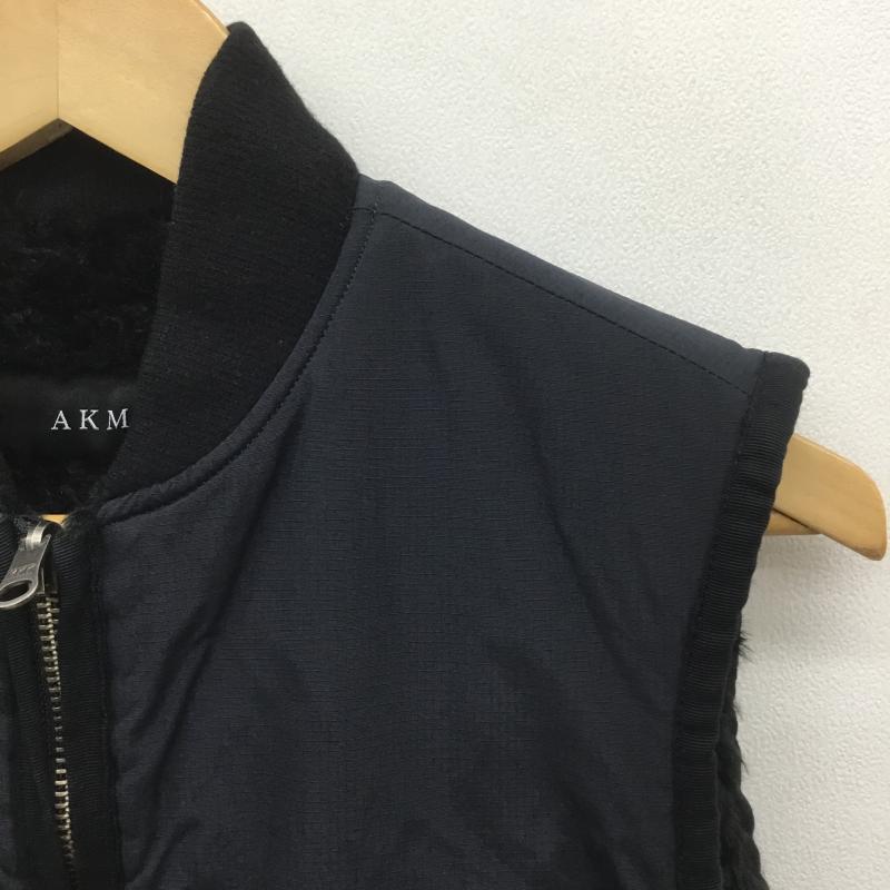 エーケーエム AKM ベスト ベスト 無地 黒 / ブラック / メンズ USED 古着 中古 10078074