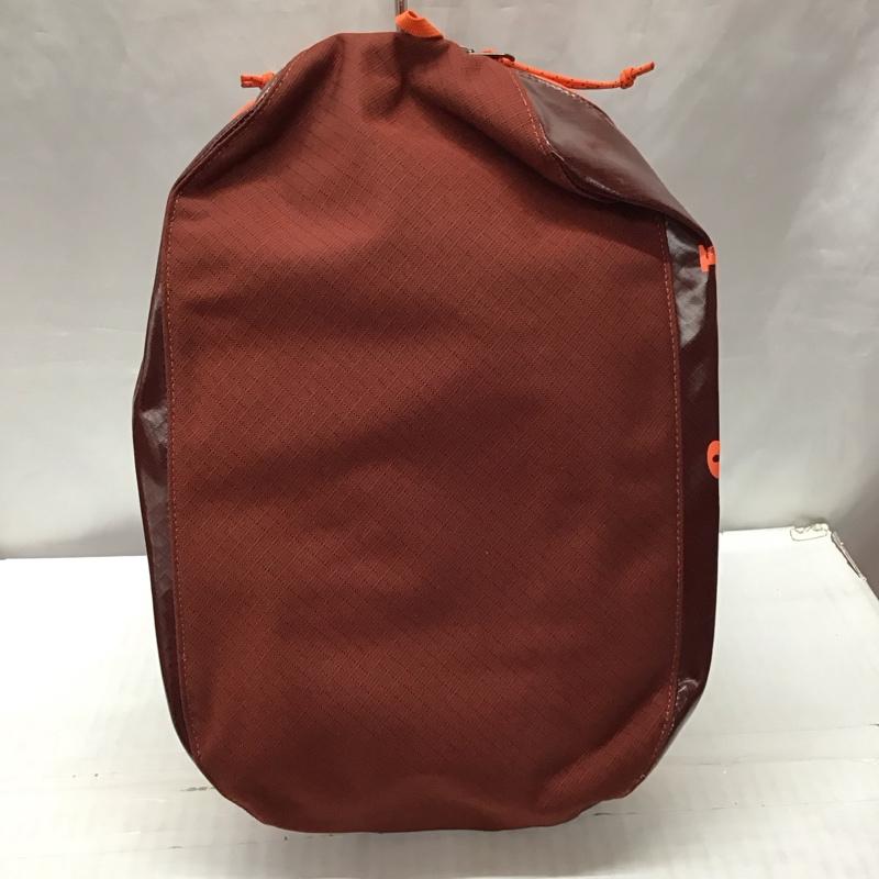 パタゴニア patagonia バッグ バッグ STY49370FA16 ブラックホール キューブ ポーチ ロゴ、文字 ボルドー / ボルドー / メンズ USED 古着 中古 10118885