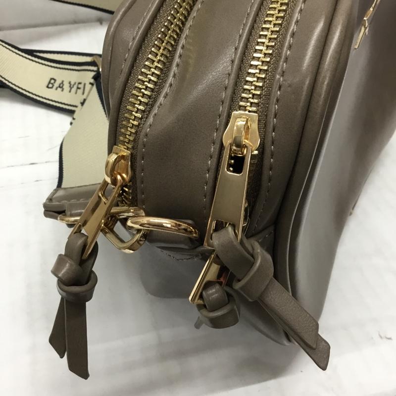ベイフロー BAYFLOW ショルダーバッグ ショルダーバッグ BG2112NG01 ロゴベルト ワンポイント グレージュ / グレージュ / レディース USED 古着 中古 10115247