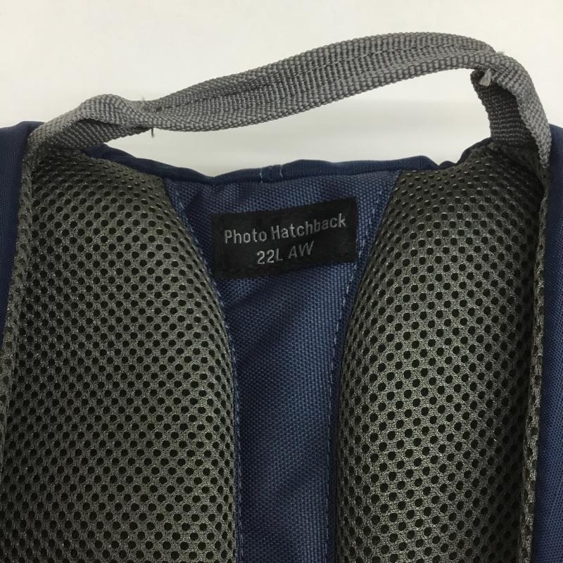 ロープロ Lowepro リュックサック、デイパック リュックサック、デイバッグ Photo Hatchback 22L カメラバッグ カメラリュック ロゴ、文字 紺 / ネイビー / メンズ USED 古着 中古 10135395