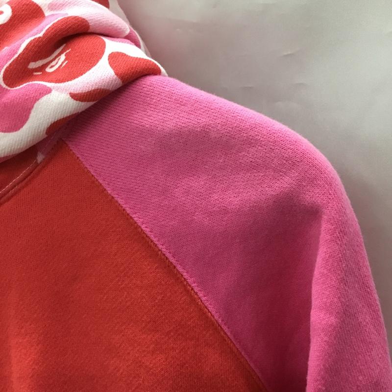 アベイシングエイプ A BATHING APE パーカー 長袖 長袖パーカー フード付きパーカー プリントスウェット トレーナー S プリント 桃 / ピンク / レディース USED 古着 中古 10108263
