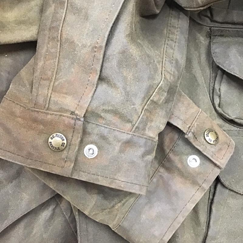 フィルソン FILSON GARMENT ジャケット、上着 ジャケット、ブレザー ロングジャケット アウター ロングコート オイルコート XL 無地 カーキ / カーキ / メンズ USED 古着 中古 10135450