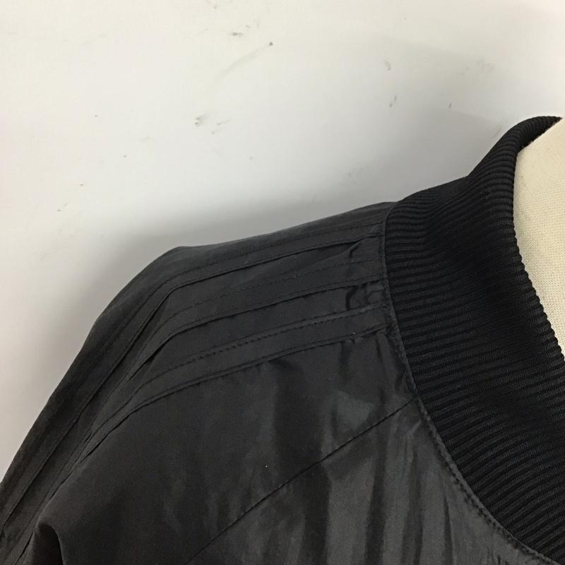 アディダスオリジナルス adidas originals ジャケット、上着 ジャケット、ブレザー s19834 ナイロンカレッジジャケット スタジャン ブルゾン ロゴ、文字 黒 / ブラック / レディース USED 古着 中古 10123700