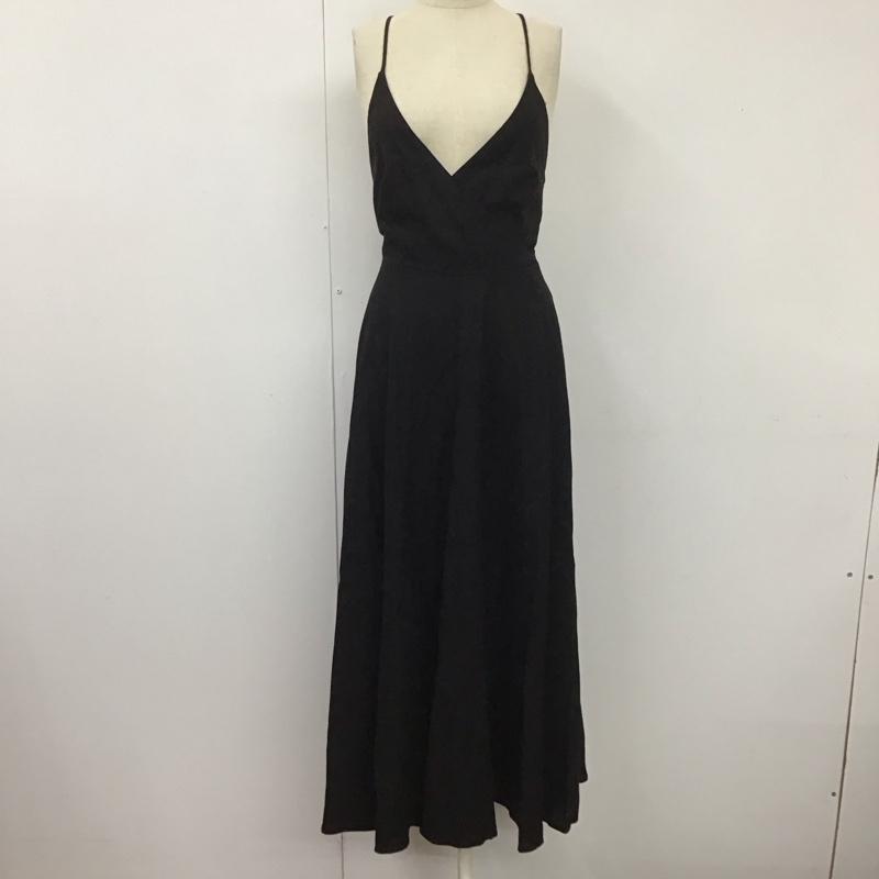 【ザラ】ロング キャミ ドレス ワンピース スリット 無地 シンプル S 黒 ZARA - タグ付き未使用ZARAスリットワンピースS黒完売品の通販