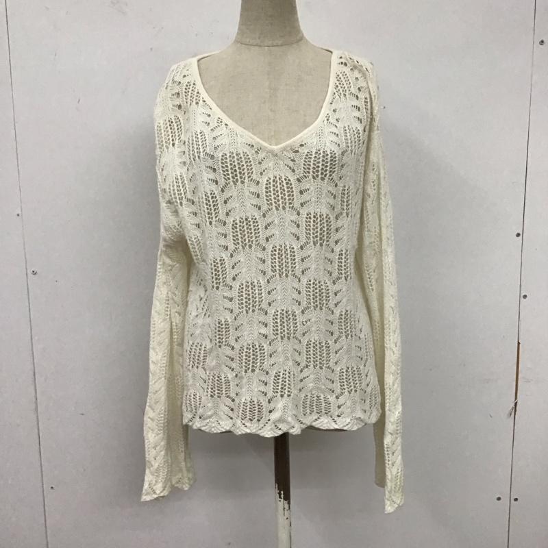 アズールバイマウジー AZUL BY MOUSSY カットソー 長袖 長袖カットソー Vネックカットソー ロングスリーブカットソー M 総柄 白 / ホワイト / レディース USED 古着 中古 10117402