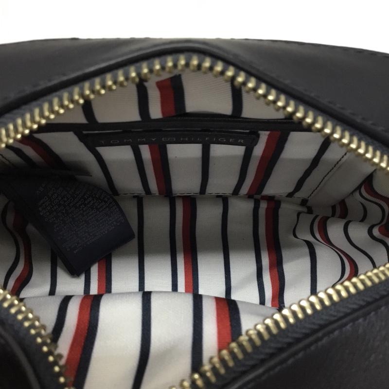 トミーヒルフィガー TOMMY HILFIGER ショルダーバッグ ショルダーバッグ ミニバッグ ロゴ、文字 紺 / ネイビー / X アイボリー / アイボリー / レディース USED 古着 中古 10110576