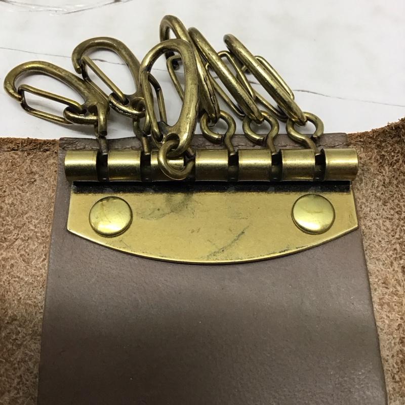 イルビゾンテ IL BISONTE キーケース キーケース レザー 6連 ワンポイント 灰 / グレー / メンズ USED 古着 中古 10114537