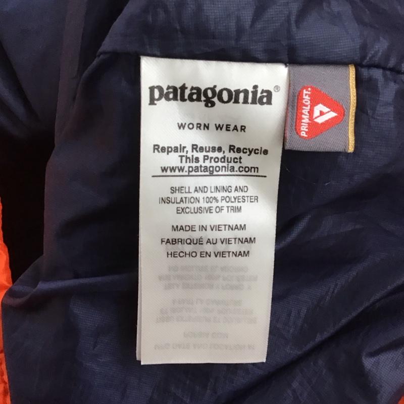 パタゴニア patagonia ジャケット、上着 ジャンパー、ブルゾン 84222 ナノパフフーディ ジップアップジャケット ダウンジャケット アウター M ロゴ、文字 橙 / オレンジ / メンズ USED 古着 中古 10138421