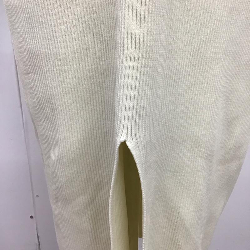 ミスティック mystic ワンピース ロングスカート ハーフZIPニットワンピース 1 無地 アイボリー / アイボリー /  レディース USED 古着 中古 10133436