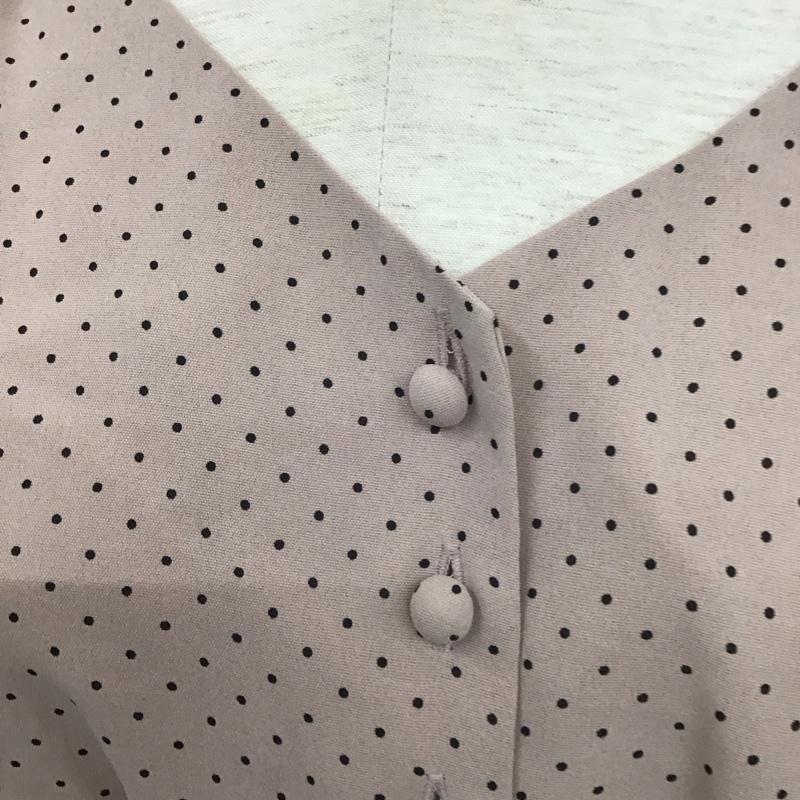 マジェスティックレゴン MAJESTIC LEGON シャツ、ブラウス 半袖 半袖シャツ ノーカラーシャツ 前ボタン Vネック S ドット マルチカラー / マルチカラー / レディース USED 古着 中古 10127451