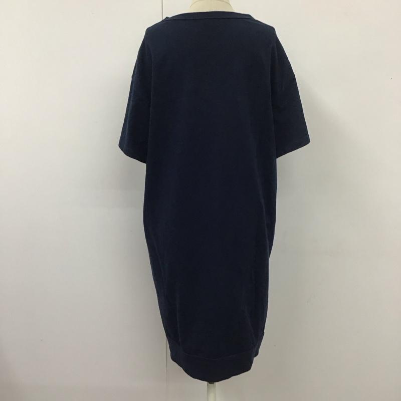 チャンピオン Champion ワンピース ひざ丈スカート CW-H310 カットソー 半袖 クルーネック Tシャツ M ロゴ、文字 紺 / ネイビー / レディース USED 古着 中古 10112169