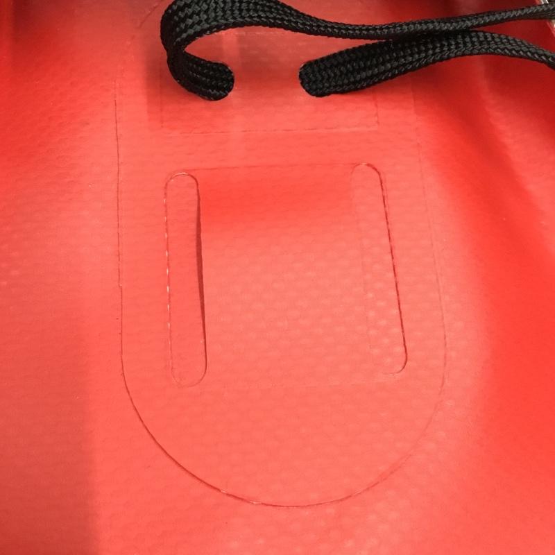 シュプリーム Supreme ショルダーバッグ ショルダーバッグ SealLine See Pouch 18SS ロゴ、文字 赤 / レッド / X 黒 / ブラック / メンズ USED 古着 中古 10106331