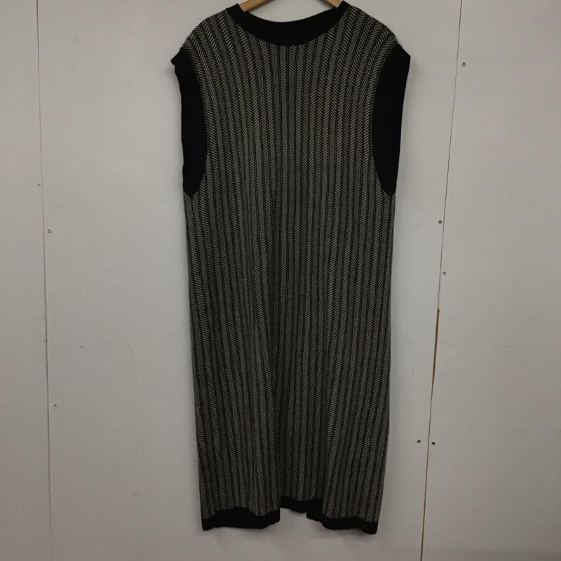 ローリーズファーム LOWRYS FARM ワンピース ロングスカート lf721076ad ロングワンピース ノースリーブワンピース FREE 総柄 白 / ホワイト / X 黒 / ブラック / レディース USED 古着 中古 10137567
