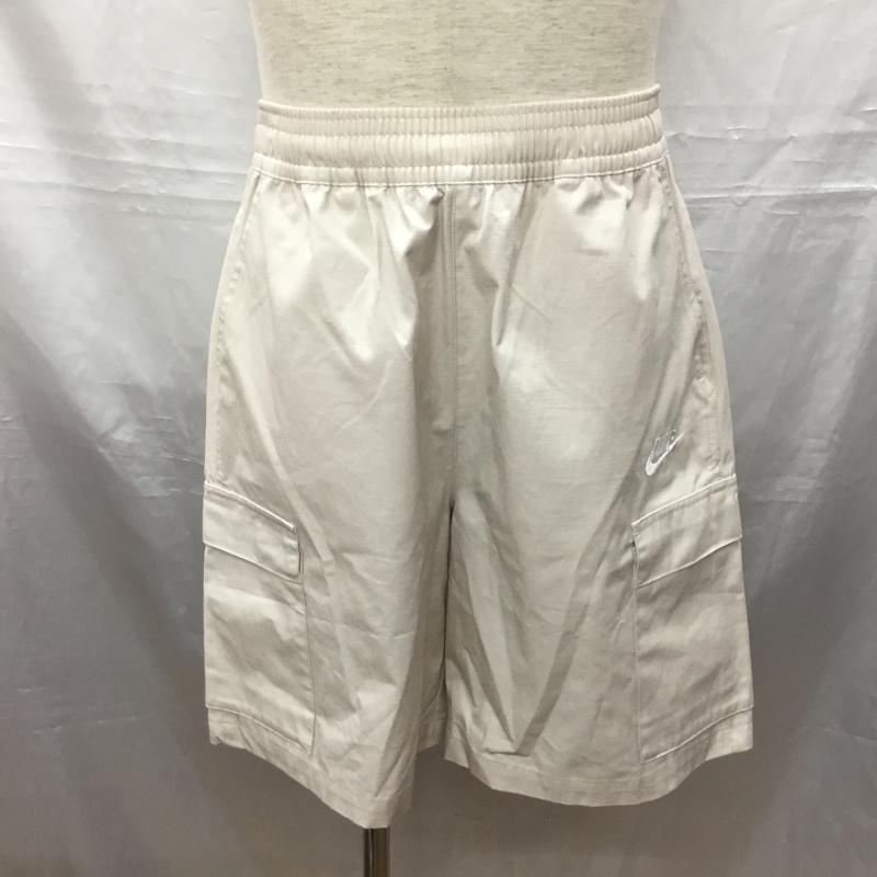ナイキ NIKE パンツ ショートパンツ fb1247-104 クラブカーゴショート ショートパンツ スポーツウェア M ロゴ、文字 オフホワイト / オフホワイト / メンズ USED 古着 中古 10116594