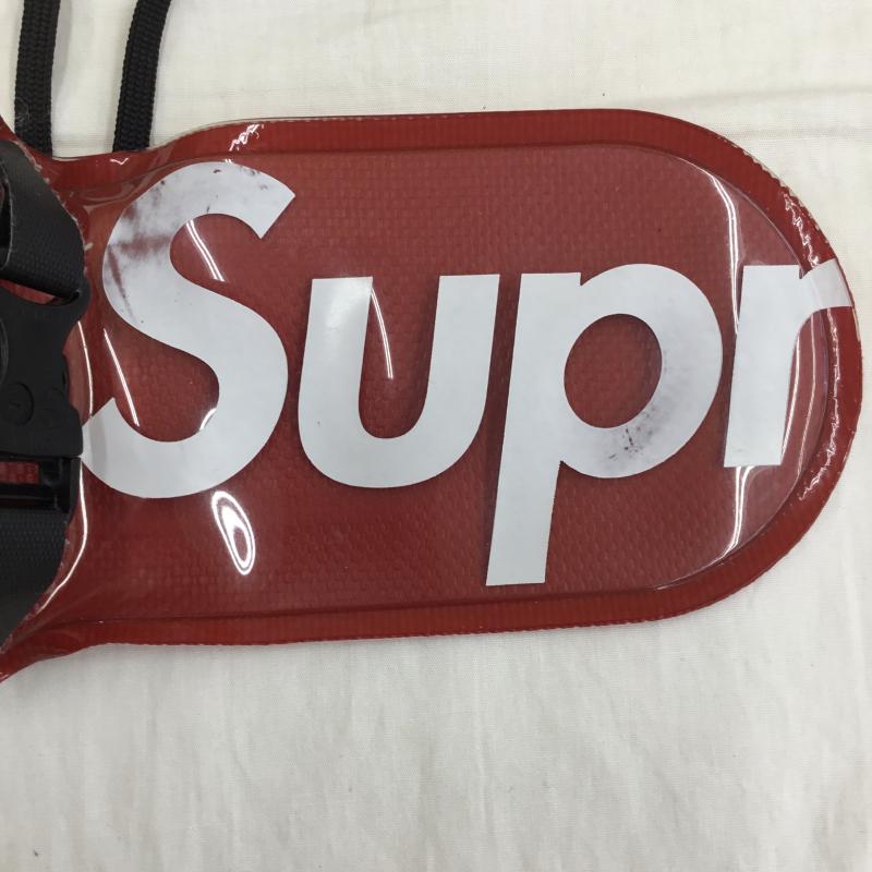 シュプリーム Supreme カードケース カードケース 18SS SealLine See Pouch ロゴ、文字 赤 / レッド / メンズ USED 古着 中古 10134783