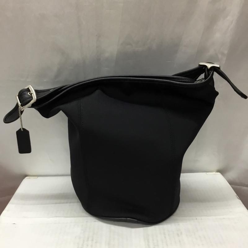 コーチ COACH ショルダーバッグ ショルダーバッグ D8V-6204 ロゴ、文字 黒 / ブラック / レディース USED 古着 中古 10112845