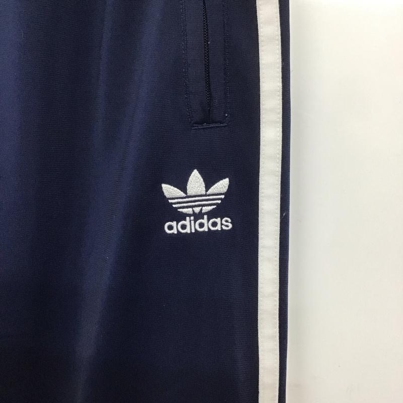 アディダス adidas パンツ ワークパンツ、ペインターパンツ 2lm001 ボトム ワークパンツ ジャージ M ロゴ、文字 紺 / ネイビー /  メンズ USED 古着 中古 10126636