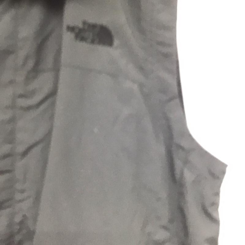 ザノースフェイス THE NORTH FACE ベスト ベスト np11916 EARTHLYVEST ジップアップベスト スタンドカラー ノースリーブカットソー L ロゴ、文字 灰 / グレー / メンズ USED 古着 中古 10139558