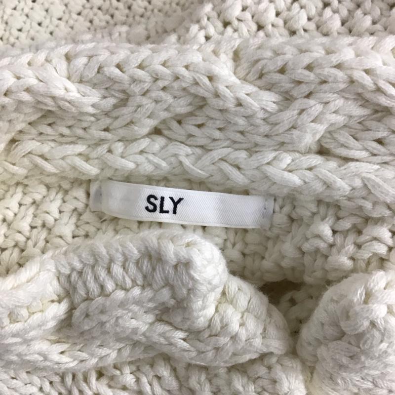 スライ SLY カーディガン 長袖 長袖ニットカーディガン 前ボタン ノーカラー 2 白 / ホワイト / レディース USED 古着 中古 10127851