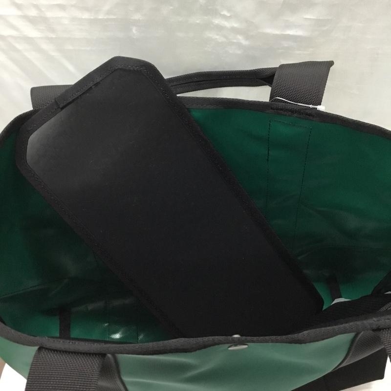 ザノースフェイス THE NORTH FACE トートバッグ トートバッグ NM82451 BCスタンダードトート タグ付き ロゴ、文字 黒 / ブラック / X 緑 / グリーン / メンズ USED 古着 中古 10120739
