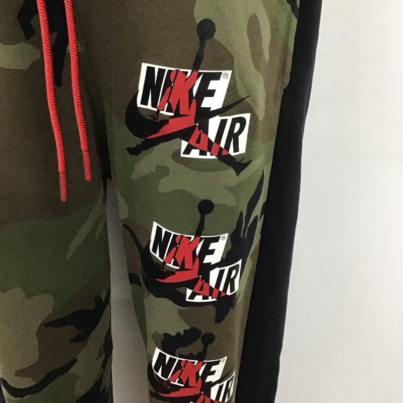 エアジョーダン AIR JORDAN パンツ ワークパンツ、ペインターパンツ cu2904-222 フリースパンツ ワイドパンツ ジャージ M カモフラージュ柄・迷彩 マルチカラー / マルチカラー /  メンズ USED 古着 中古 10124023