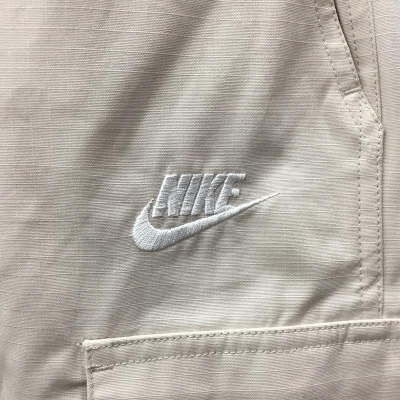 ナイキ NIKE パンツ ショートパンツ fb1247-104 クラブカーゴショート ショートパンツ スポーツウェア M ロゴ、文字 オフホワイト / オフホワイト / メンズ USED 古着 中古 10116594