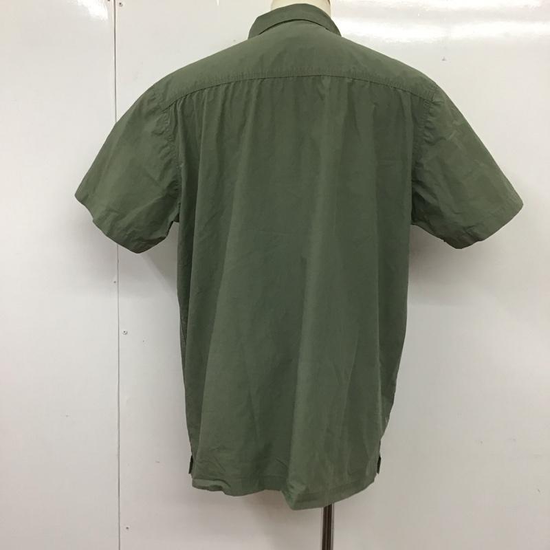 カーハート Carhartt シャツ、ブラウス 半袖 半袖シャツ カラーシャツ 半袖カットソー 無地シャツ XL ロゴ、文字 カーキ / カーキ /  メンズ USED 古着 中古 10112754