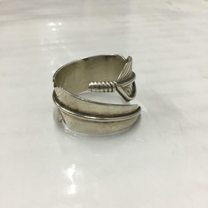 古着 USED アクセサリー 指輪 ナバホ族 Chris Charley フェザーリング CC インディアンジュエリー 18号 銀 / シルバー / メンズ USED 古着 中古 10113771