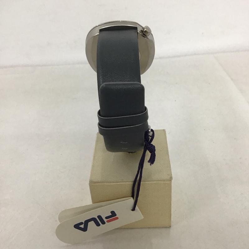 フィラ FILA 腕時計 アナログ(クォーツ式) 38-162 箱有 ロゴ、文字 灰 / グレー / レディース USED 古着 中古 10134473