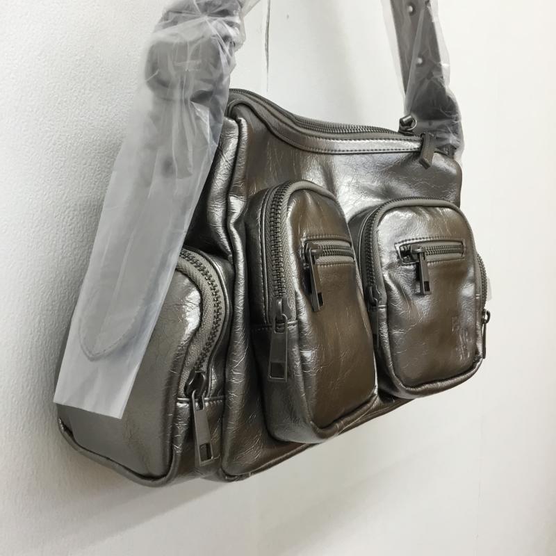 ジーナシス JEANASIS ハンドバッグ ハンドバッグ ロゴ、文字 銀 / シルバー / レディース USED 古着 中古 10136405