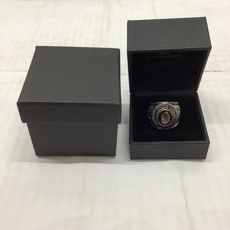 アベイシングエイプ A BATHING APE アクセサリー 指輪 BAPE COLLEGE RING APE HEAD 22号 銀 / シルバー / メンズ USED 古着 中古 10116985