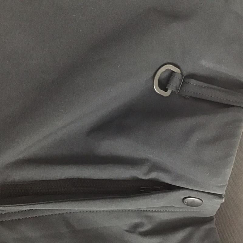 オークリー OAKLEY パンツ ワークパンツ、ペインターパンツ ワークパンツ ワイドパンツ カジュアルパンツ ストレッチ M ロゴ、文字 黒 / ブラック / メンズ USED 古着 中古 10130709